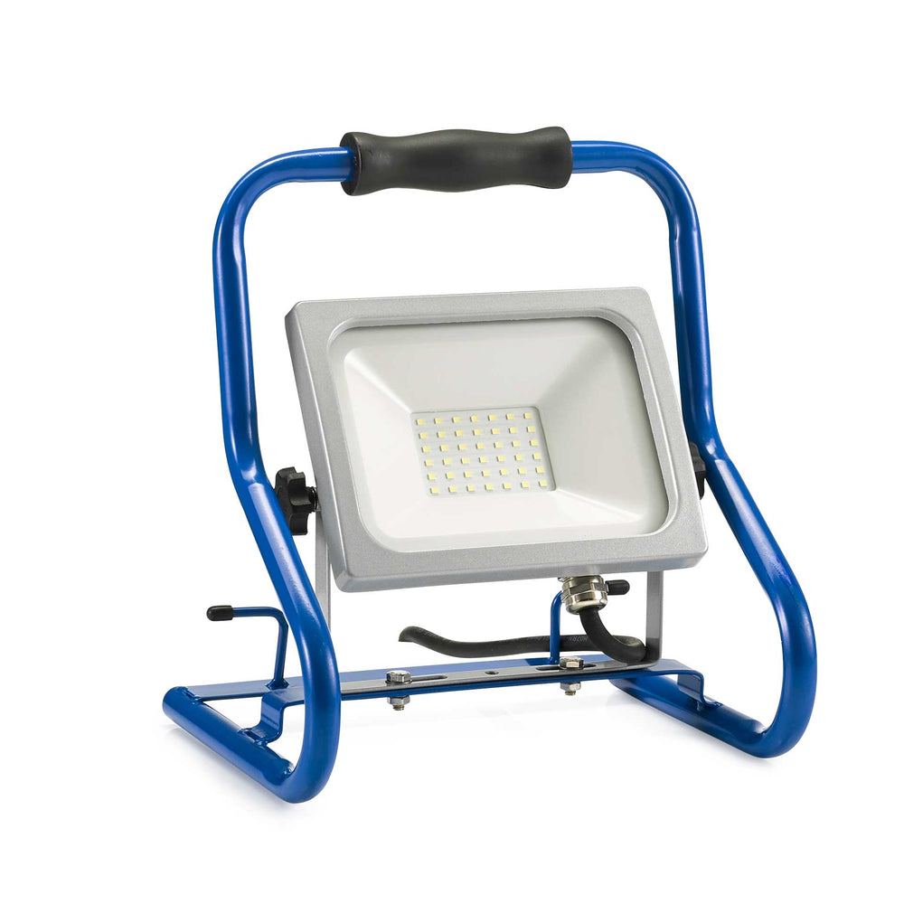 LED-Strahler im Tragegestell, 30 Watt