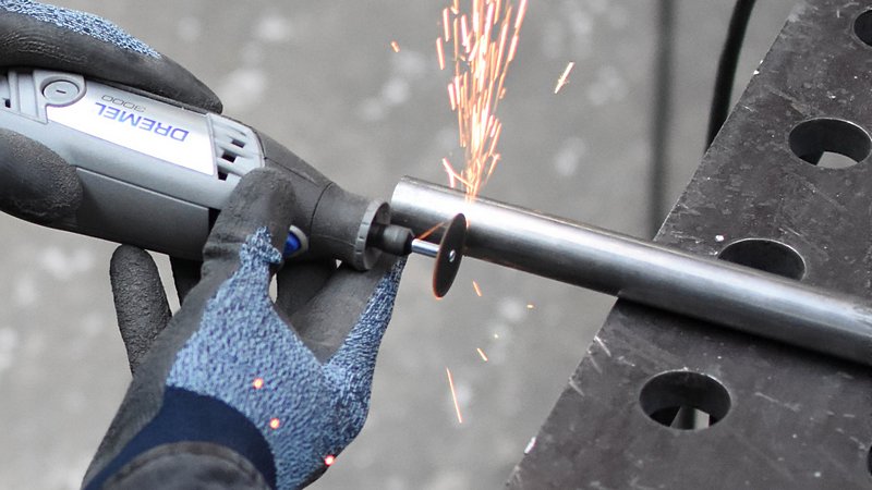 DREMEL® 3000-5 Multifunktionswerkzeug (130 W) mit 5 Zubehöre