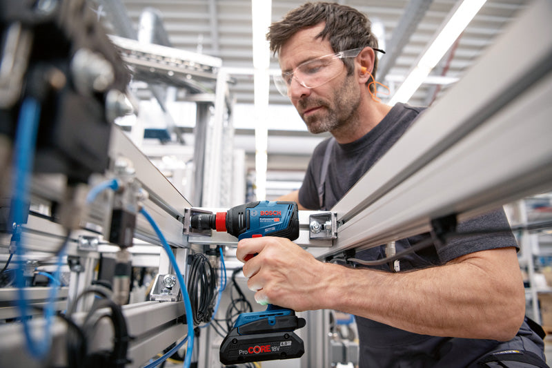 Combo Kit Set mit 4 x 18V-Werkzeugen: GSR + GDX + GWS + GBH + 3 x Akku