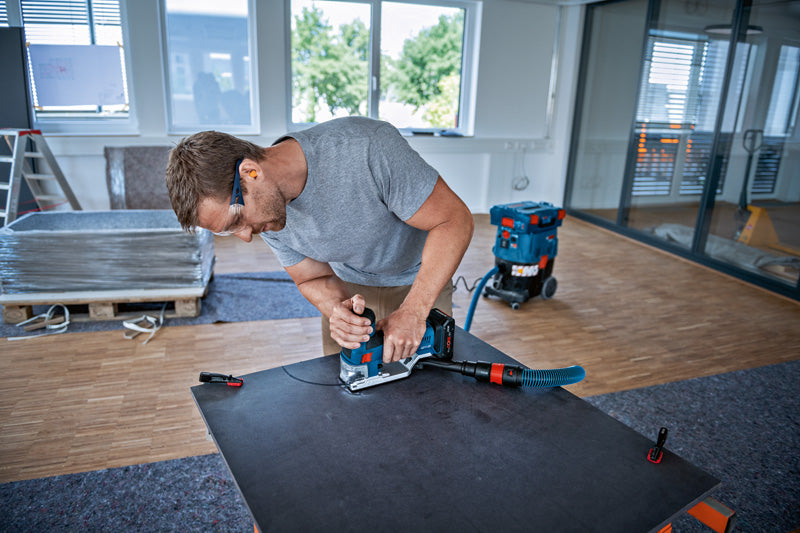 Akku-Stichsäge GST 18V-155 SC