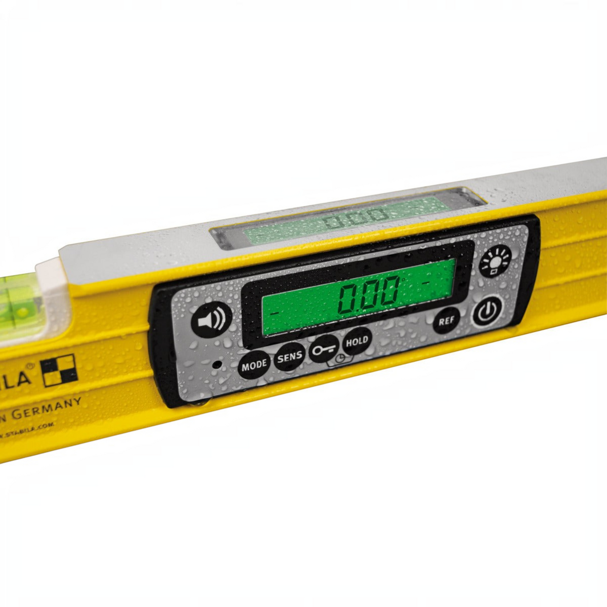 Werkfit Elektronik-Wasserwaage TECH 196M mit digitalem Display und Wassertropfen auf dem gelben Aluminiumgehäuse
