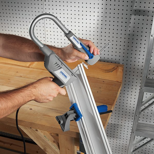 DREMEL® Moto-Saw MS20-1/5 2in1 Dekupiersäge mit 1 Vorsatzgerät, 5 Zubehöre