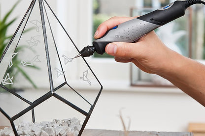 DREMEL® Stylo+, 2050-15 Multifunktionswerkzeug (9 Watt) mit 15 Zubehöre