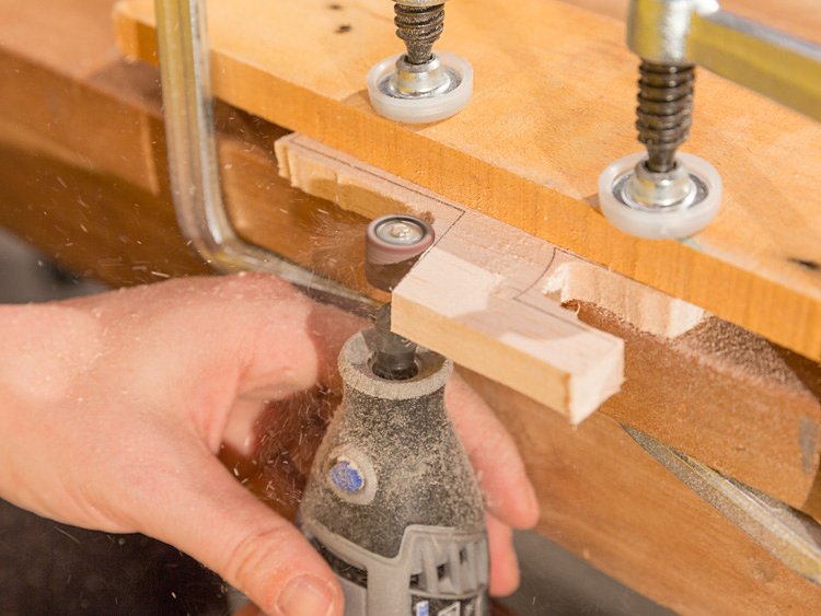 DREMEL® 3000-2/25 Multifunktionswerkzeug (130 W), 25 Zubehöre, 2 Vorsatzgerät
