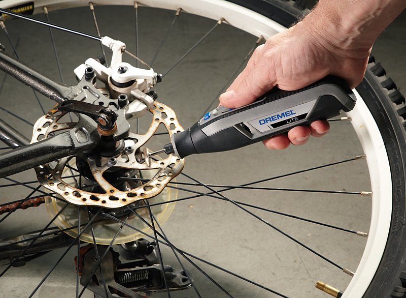 DREMEL® 7760-15 Akku-Multifunktionswerkzeug 3,6 V mit 15 Zubehöre