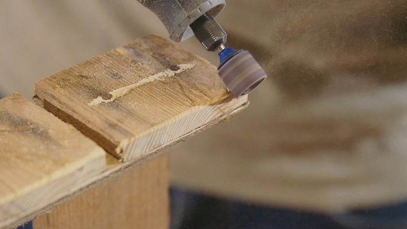 DREMEL® EZ SpeedClic: Schleifdorn & Schleifband